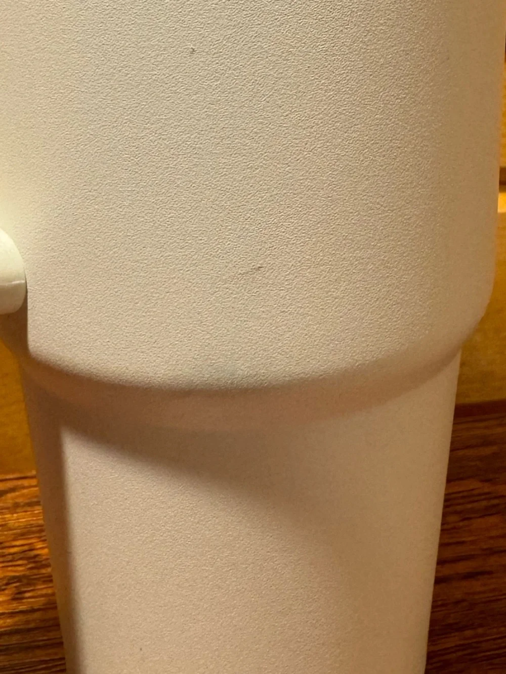 Stanley 30 oz Insulated Travel Mug with Handle - Cream - DAMANGED - Picture 3 of 4